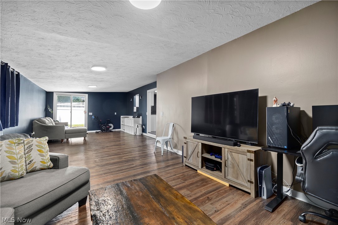 3902 Oxford Drive Property Photo 18