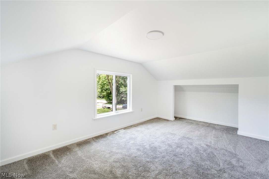 9 Dravis Drive Property Photo 19