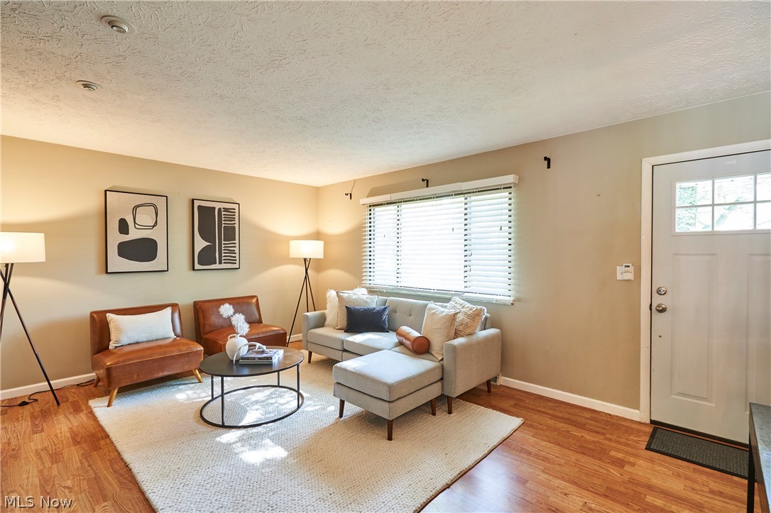 2808 Lynne Road Property Photo 4