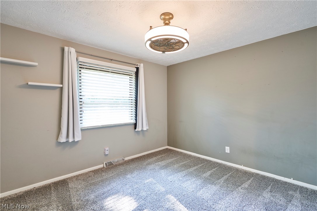 2808 Lynne Road Property Photo 13