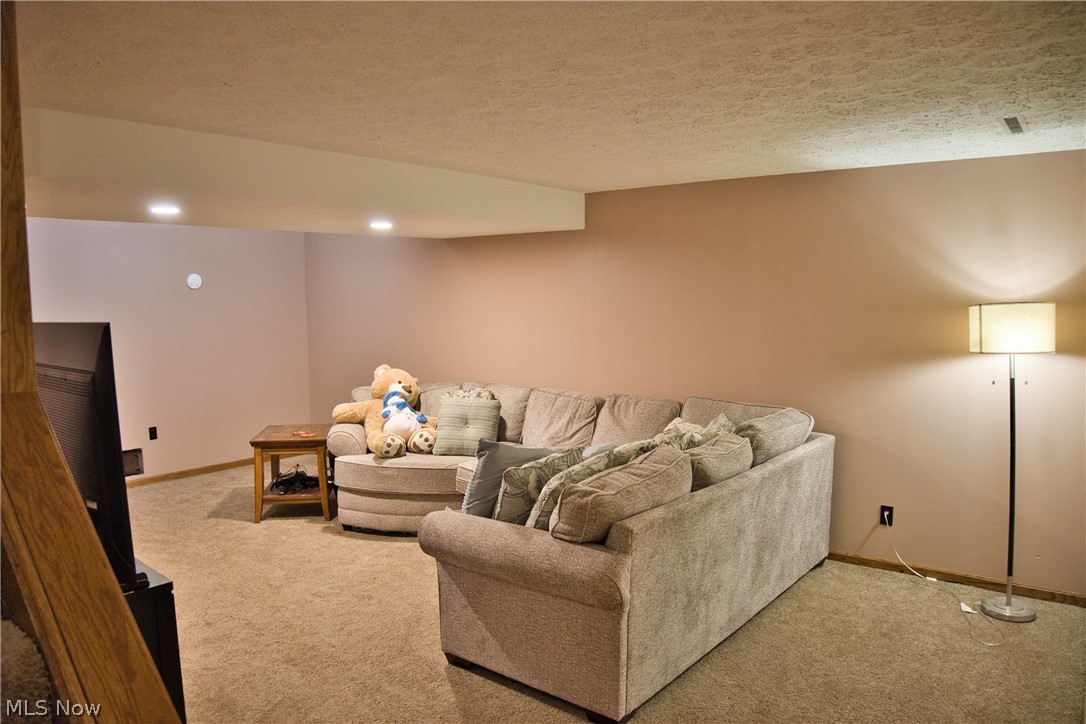 2758 Parkplace Drive Property Photo 25