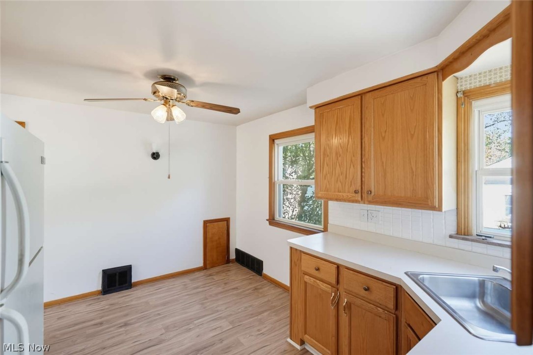 864 Lincoln Boulevard Property Photo 13