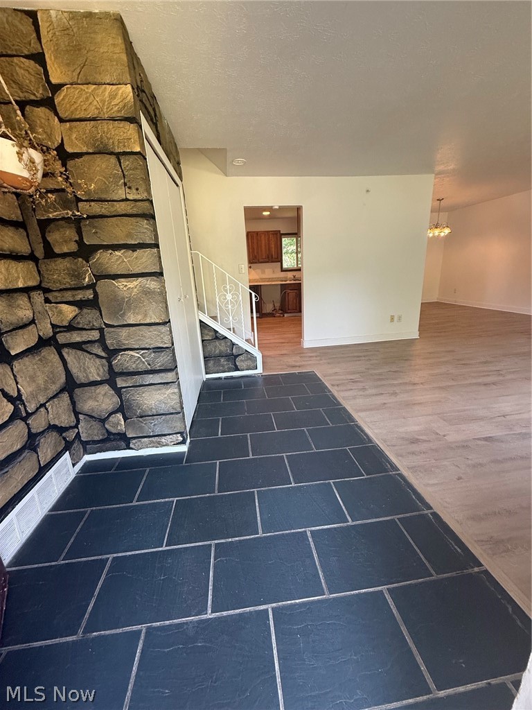 6580 Forest Glen Avenue Property Photo 4