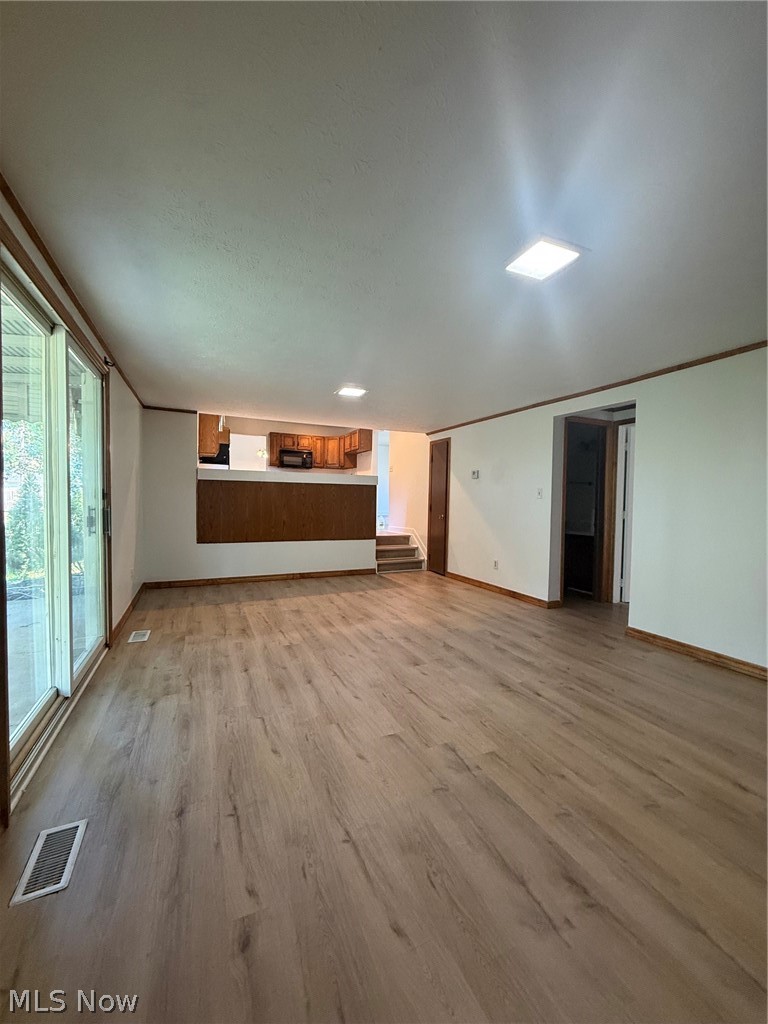 6580 Forest Glen Avenue Property Photo 8