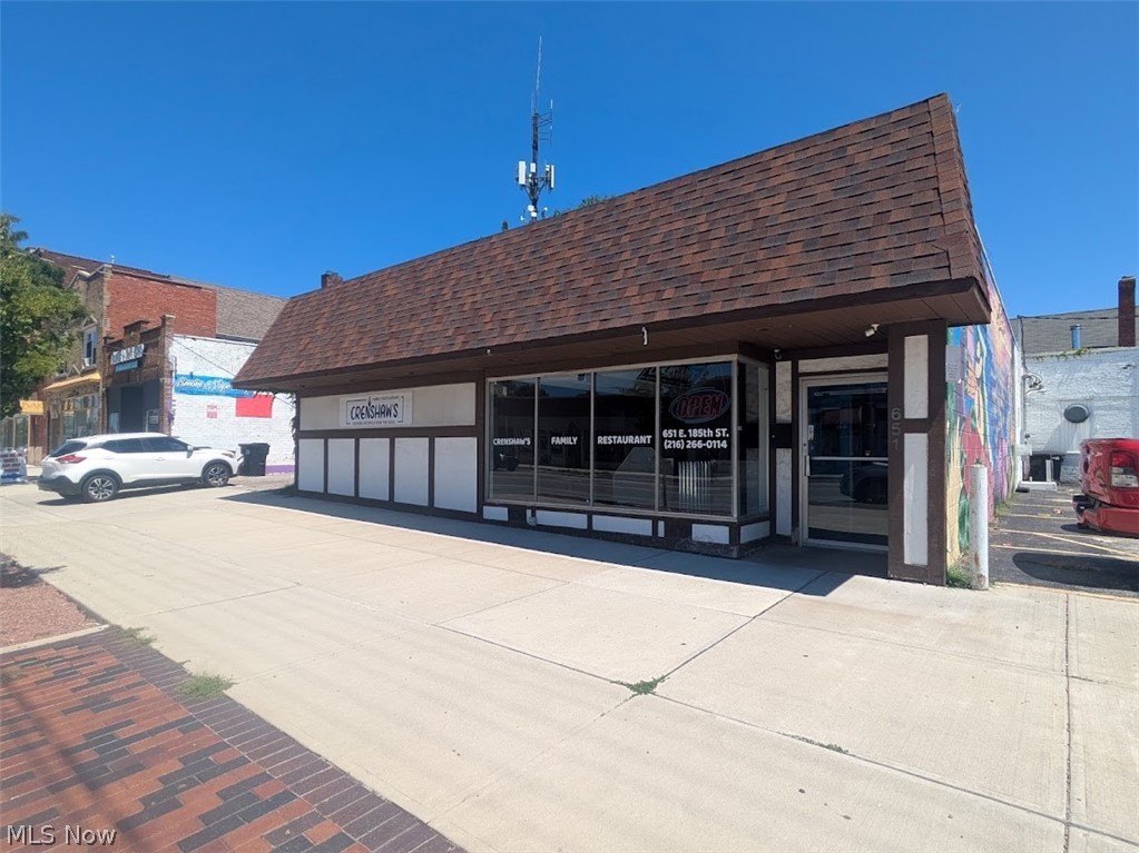 651 E 185th Street Property Photo 1