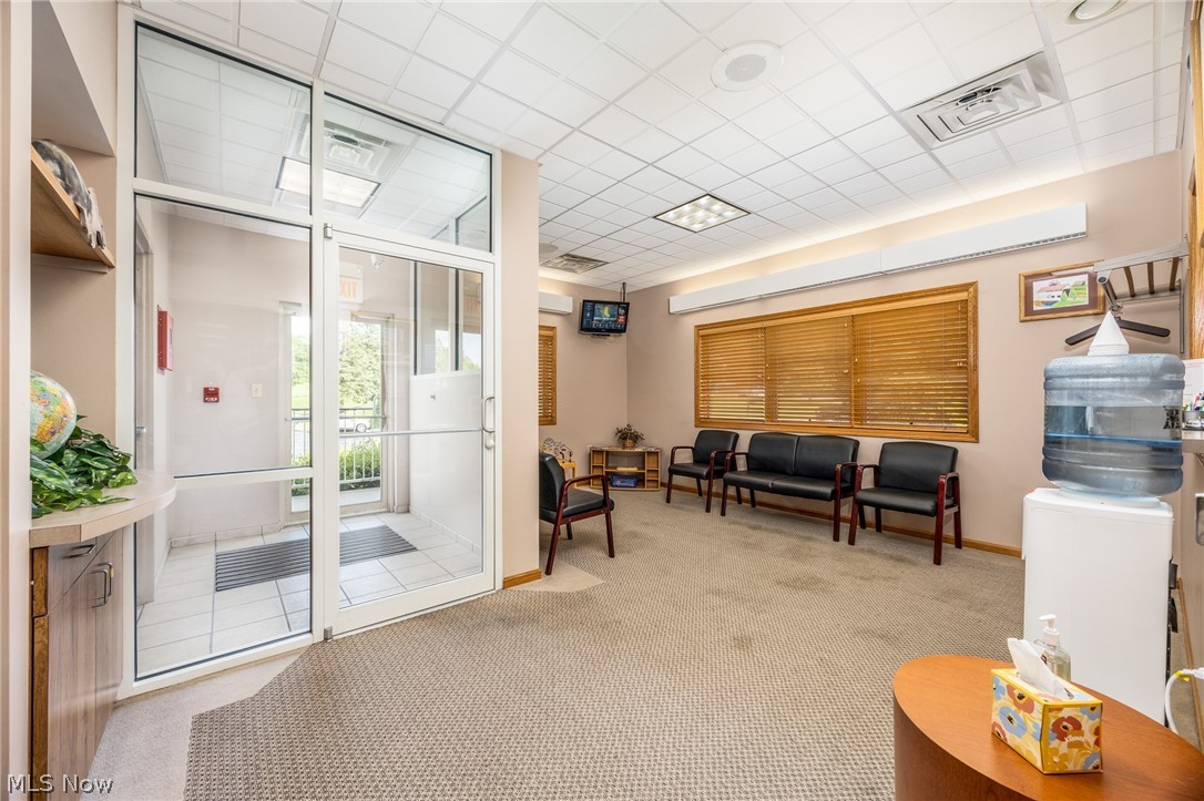 10 White Oak Professional Center Property Photo 6