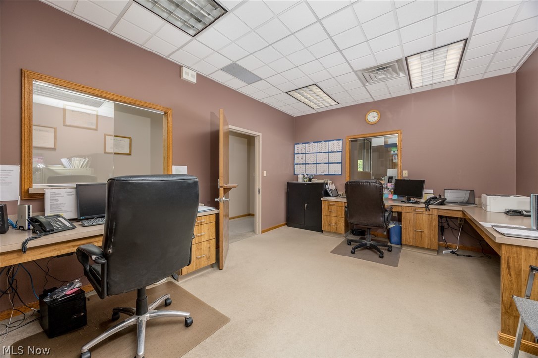 10 White Oak Professional Center Property Photo 9