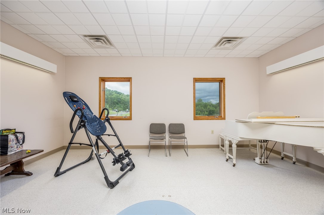 10 White Oak Professional Center Property Photo 20