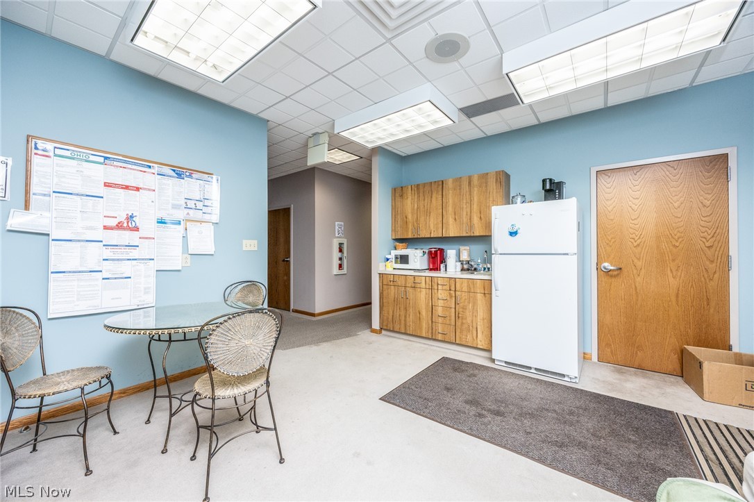 10 White Oak Professional Center Property Photo 23