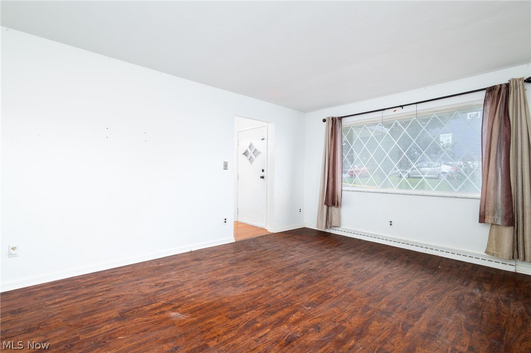 400 Wayne Avenue Property Photo 15