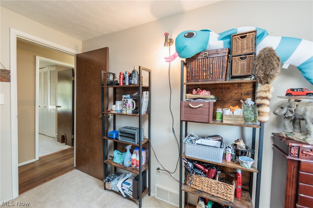 1404 Kendale Drive Property Photo 32