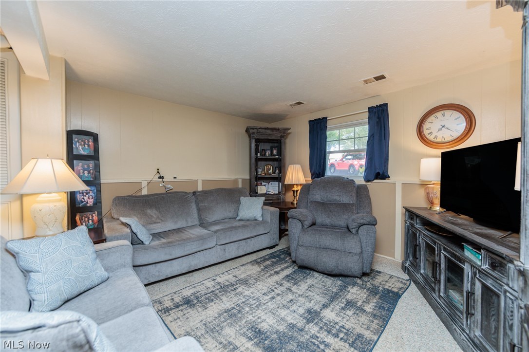 1404 Kendale Drive Property Photo 33
