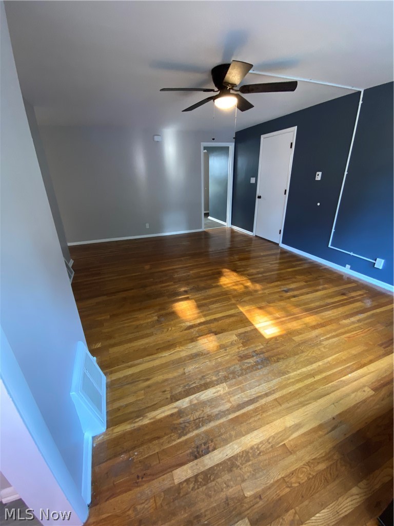 526 N Firestone Boulevard Property Photo 15