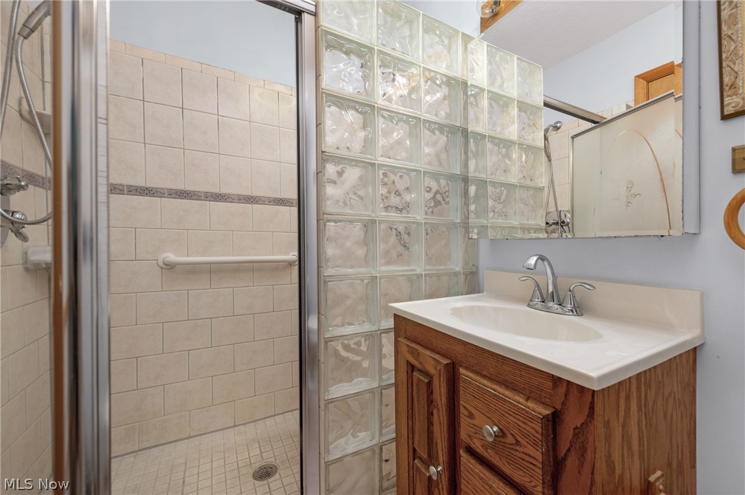 845 Jamestown Avenue Property Photo 19