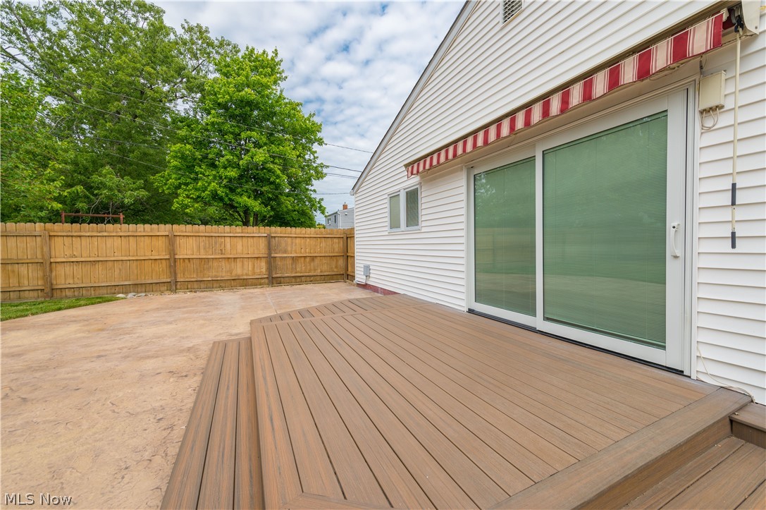 845 Jamestown Avenue Property Photo 38