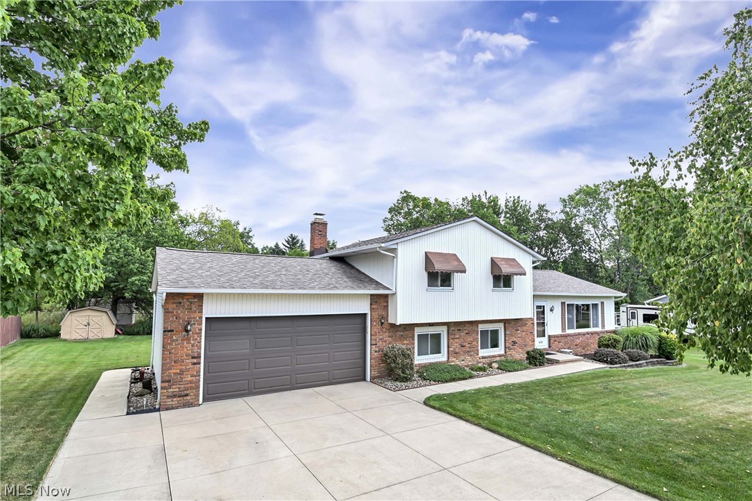 8123 Stuart Court