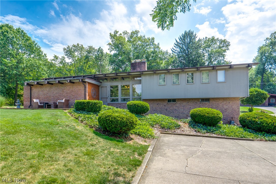 1241 Burd Avenue Ne Property Photo 1