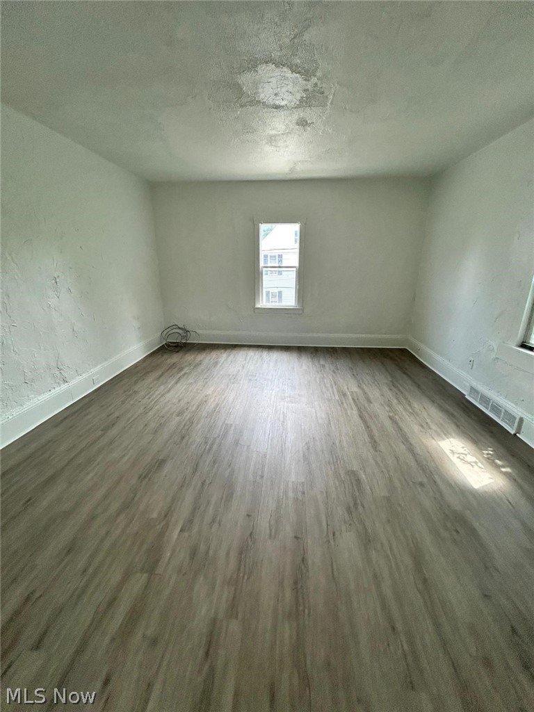 3654 E 53rd Street 3 Property Photo 9