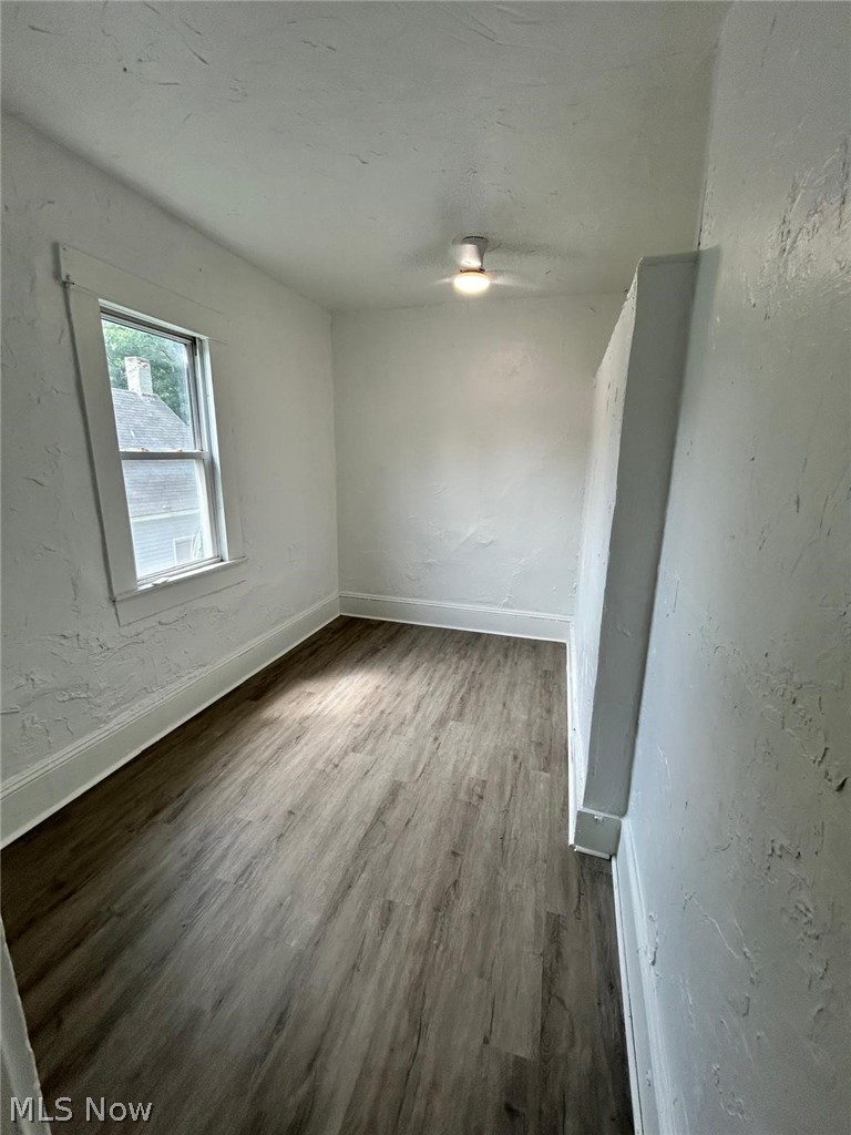 3654 E 53rd Street 3 Property Photo 11