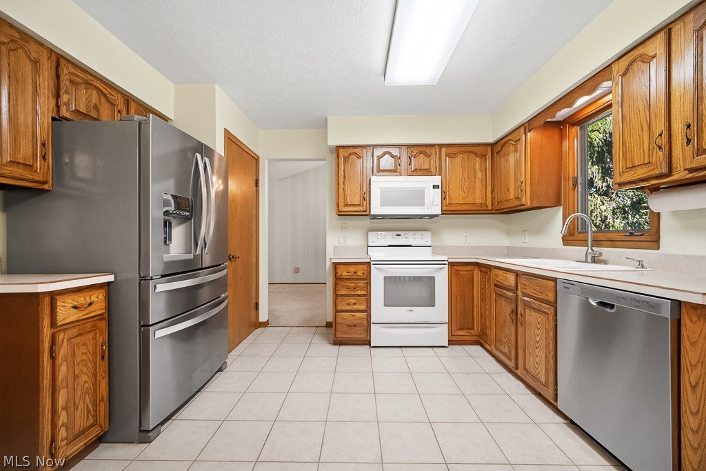6551 Queens Way Property Photo 11