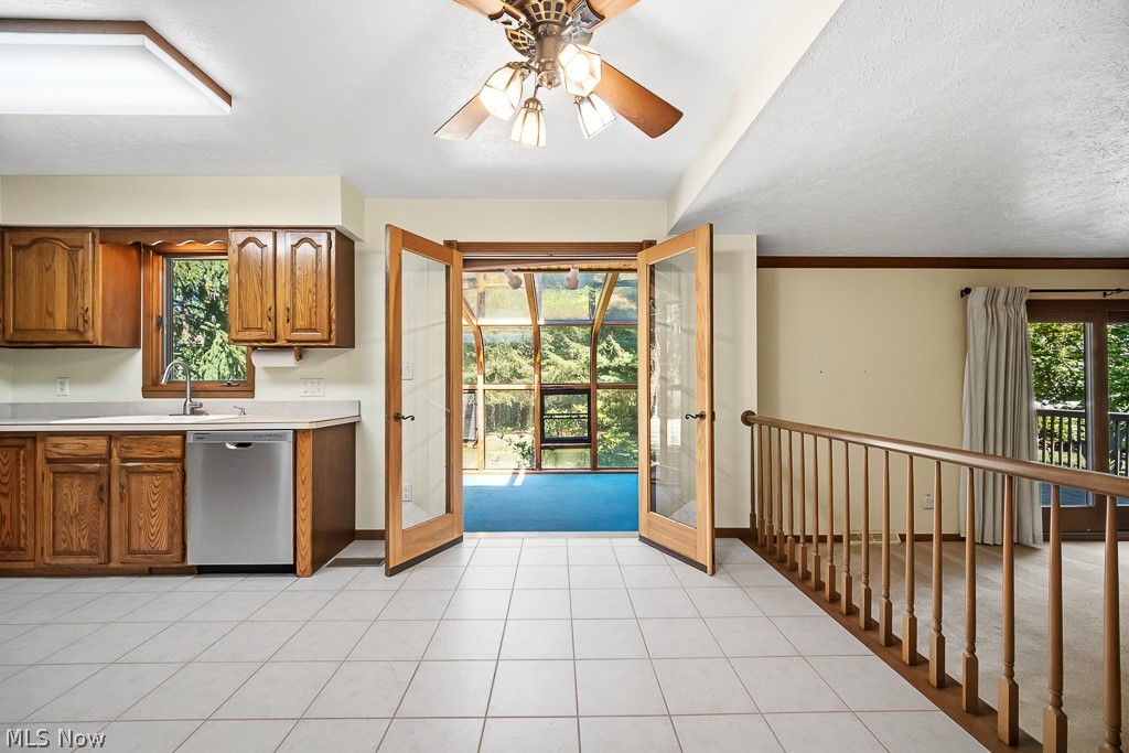 6551 Queens Way Property Photo 15