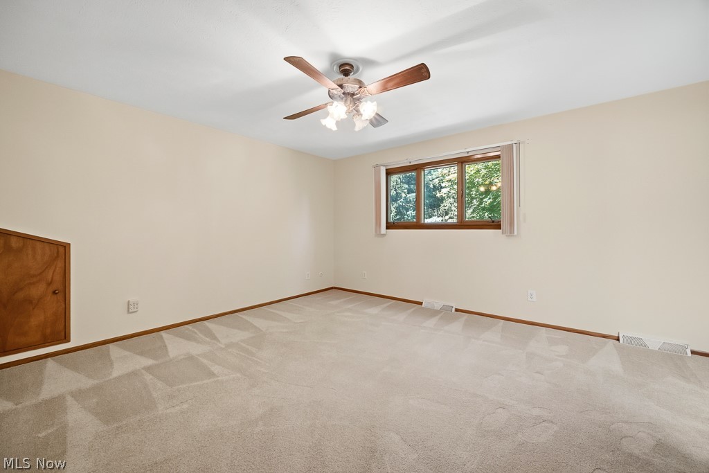 6551 Queens Way Property Photo 24