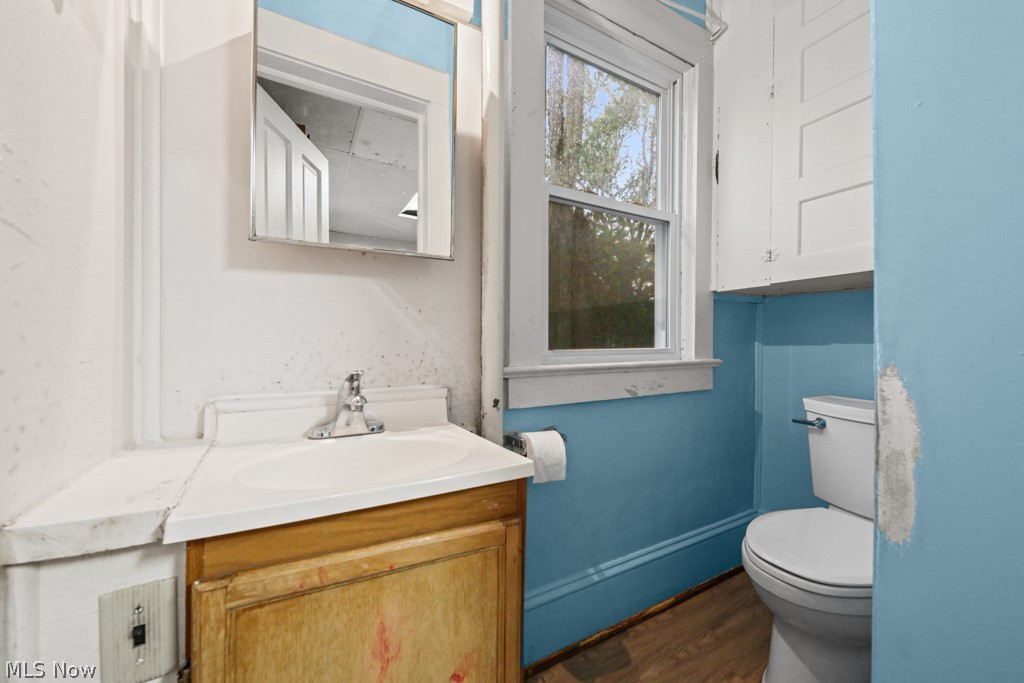 225 W Indiana Avenue Property Photo 14