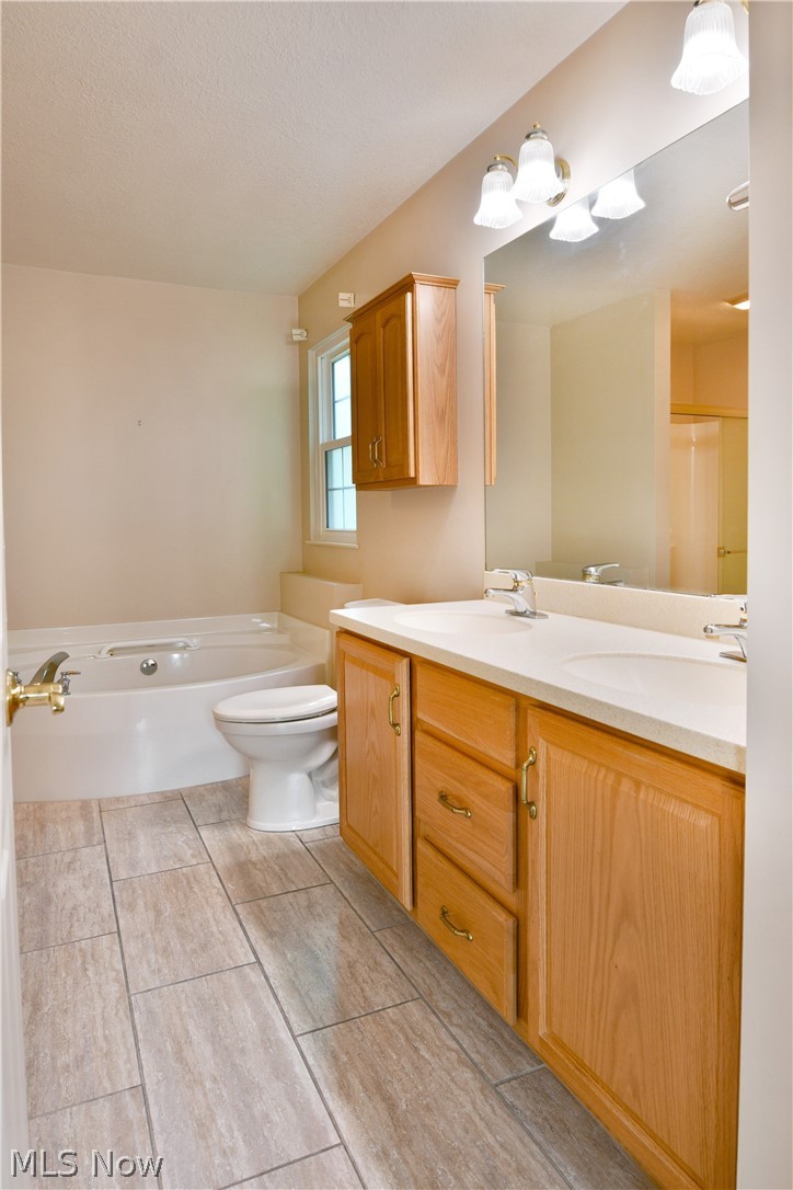 8121 Hitchcock Road 9 Property Photo 22