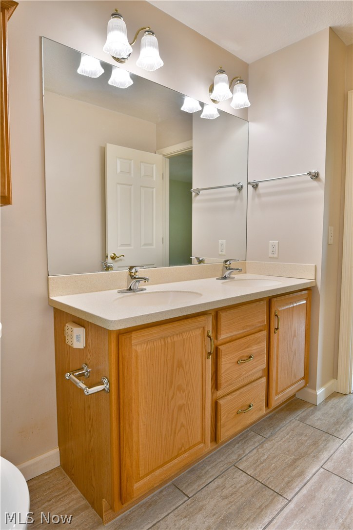 8121 Hitchcock Road 9 Property Photo 23