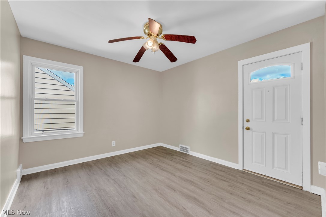 13613 Cedar Road 2/up Property Photo 3