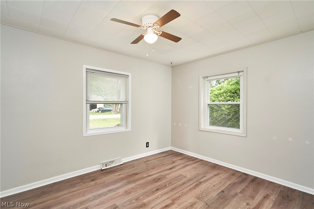 3261 Dewalt Drive Property Photo 8
