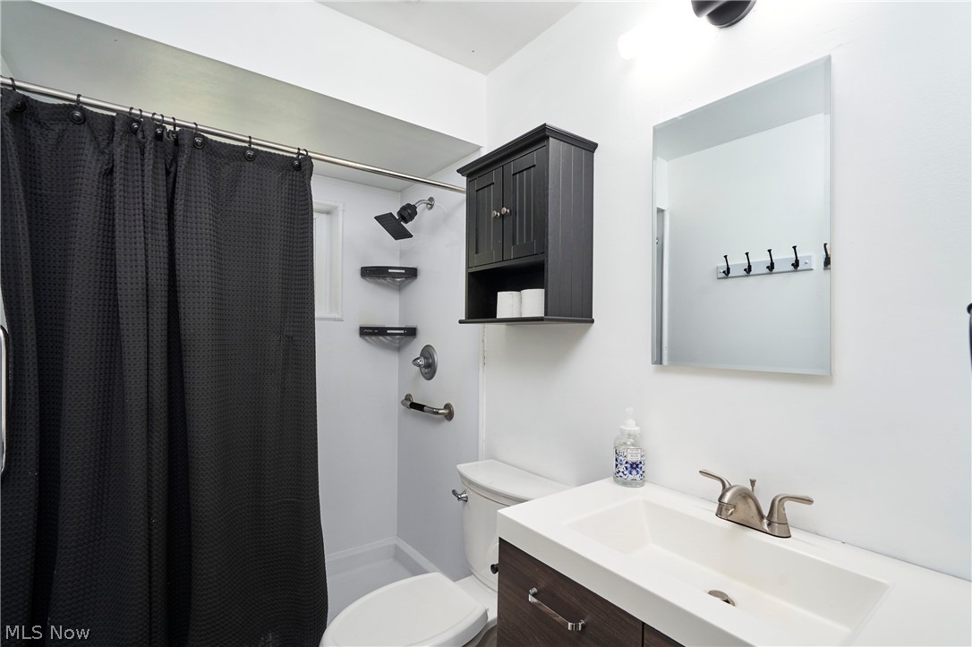 3261 Dewalt Drive Property Photo 14