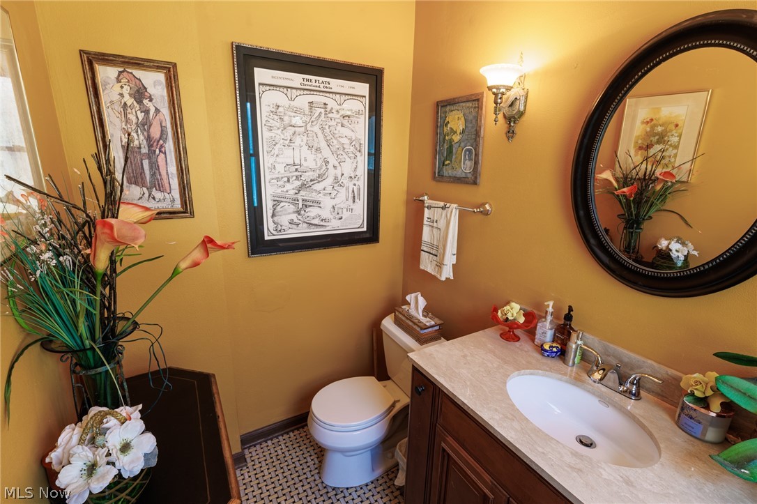 2065 West Boulevard Property Photo 20