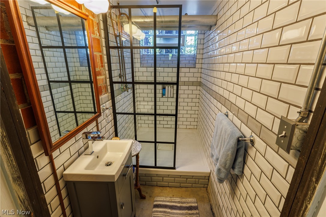 2065 West Boulevard Property Photo 21