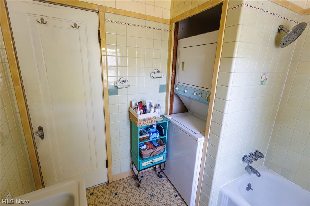 2065 West Boulevard Property Photo 28