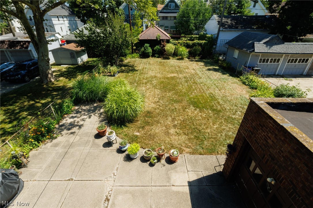 2065 West Boulevard Property Photo 32