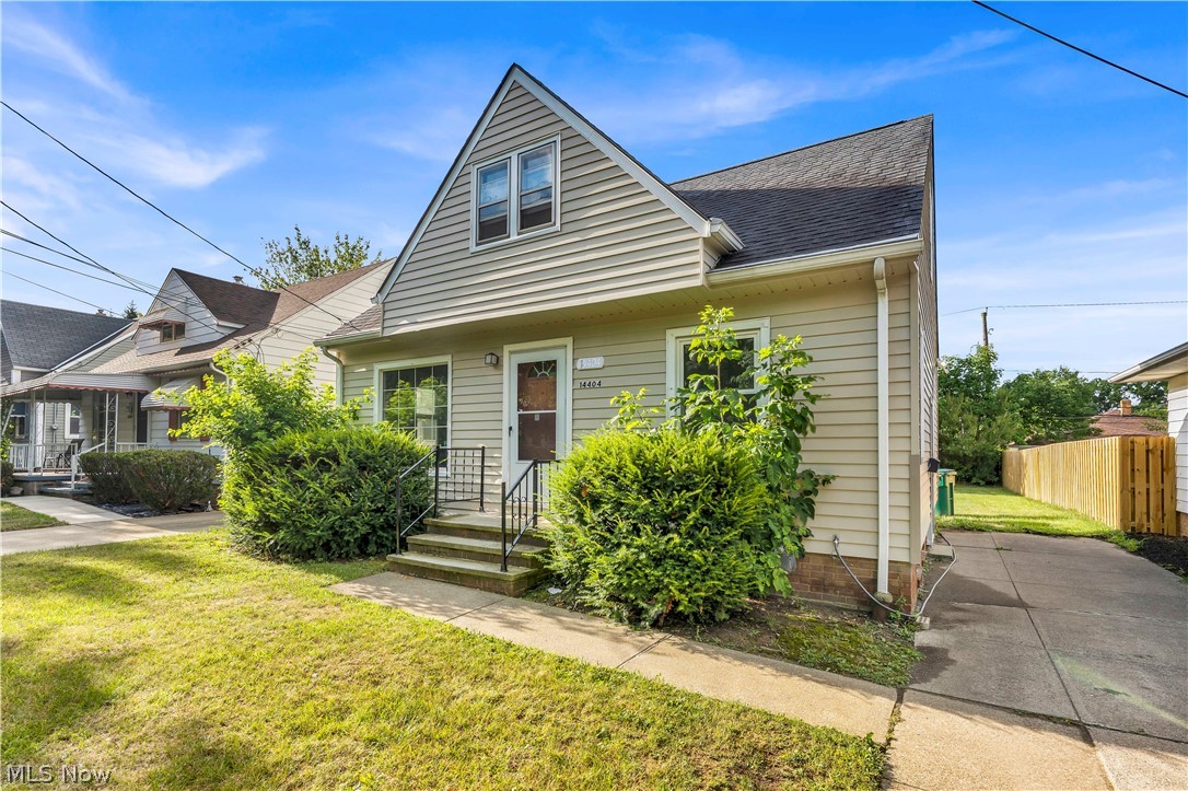 14404 Rockside Road Property Photo 2