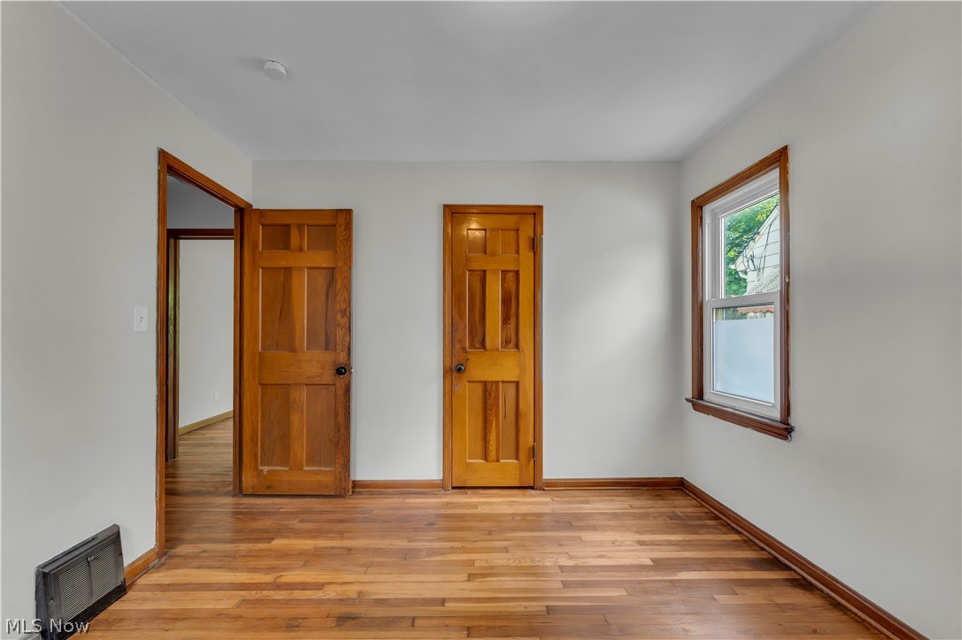 14404 Rockside Road Property Photo 9