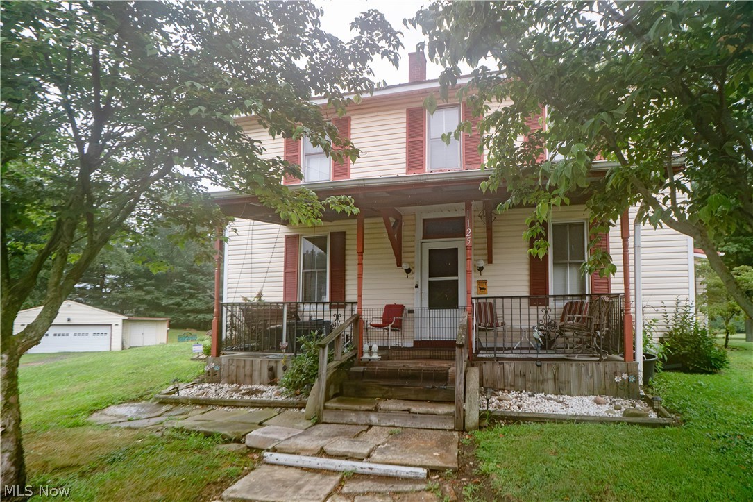 1125 Perry Drive Nw Property Photo 4
