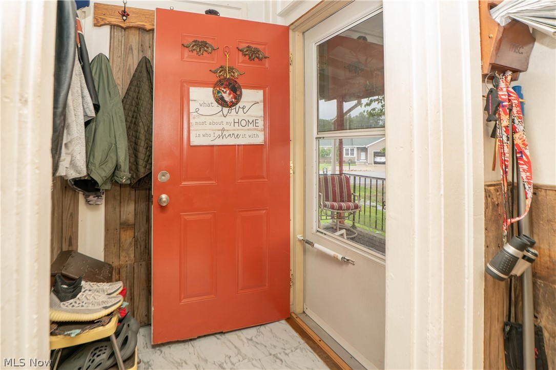 1125 Perry Drive Nw Property Photo 7