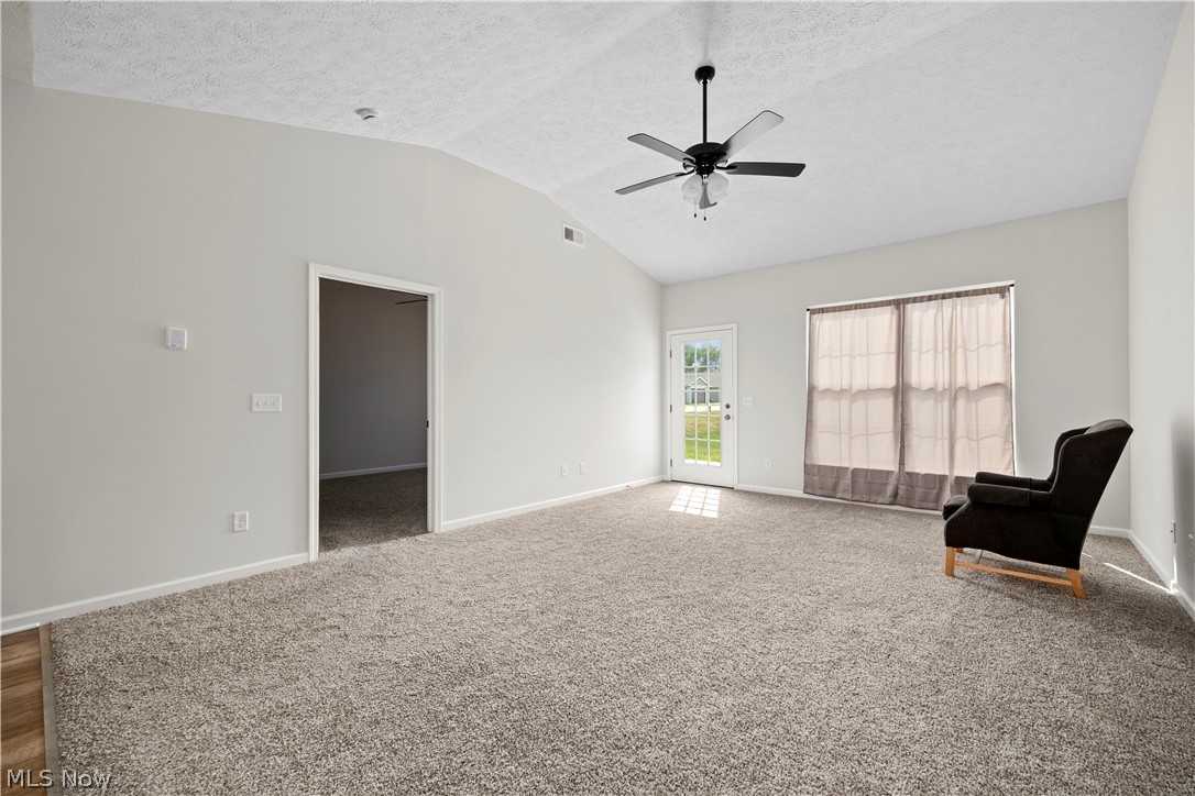 209 Alexander Drive Property Photo 14