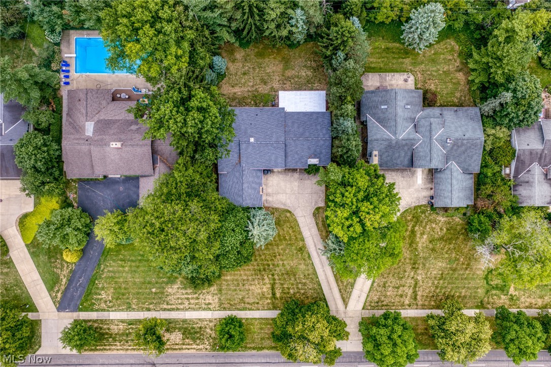 24800 Shaker Boulevard Property Photo 2