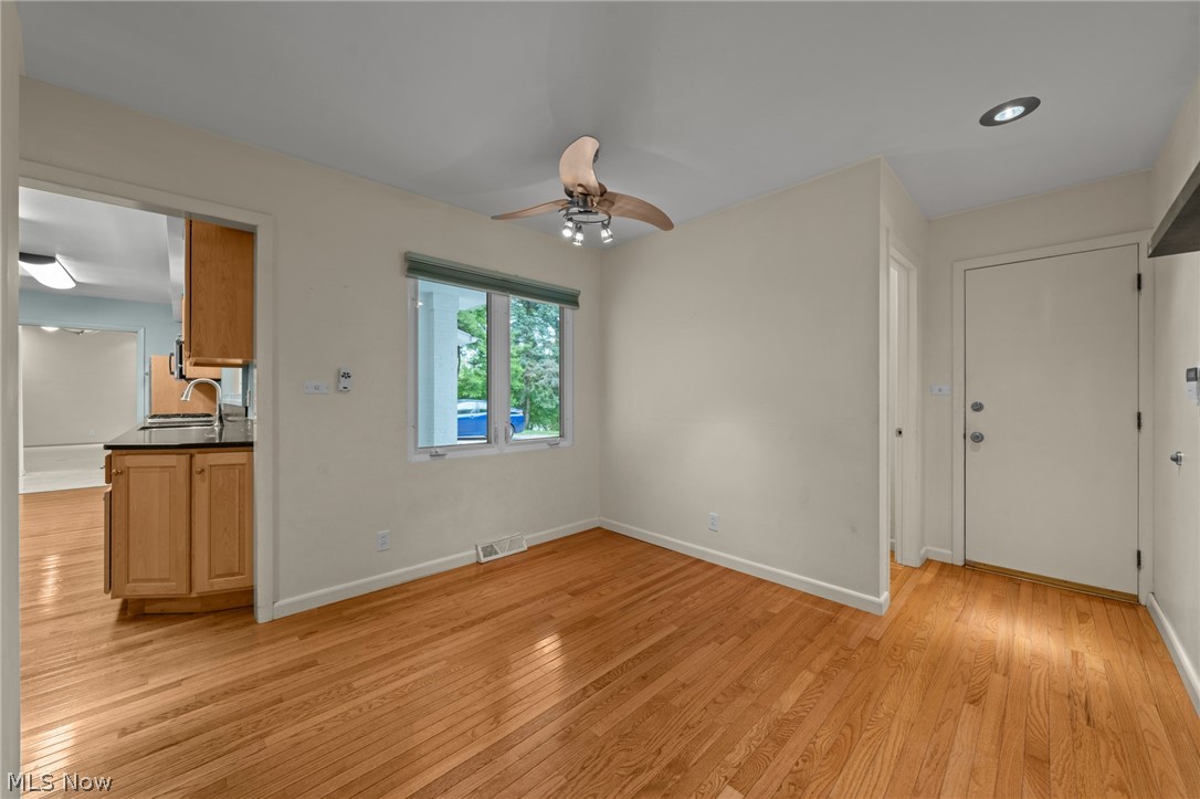 24800 Shaker Boulevard Property Photo 10