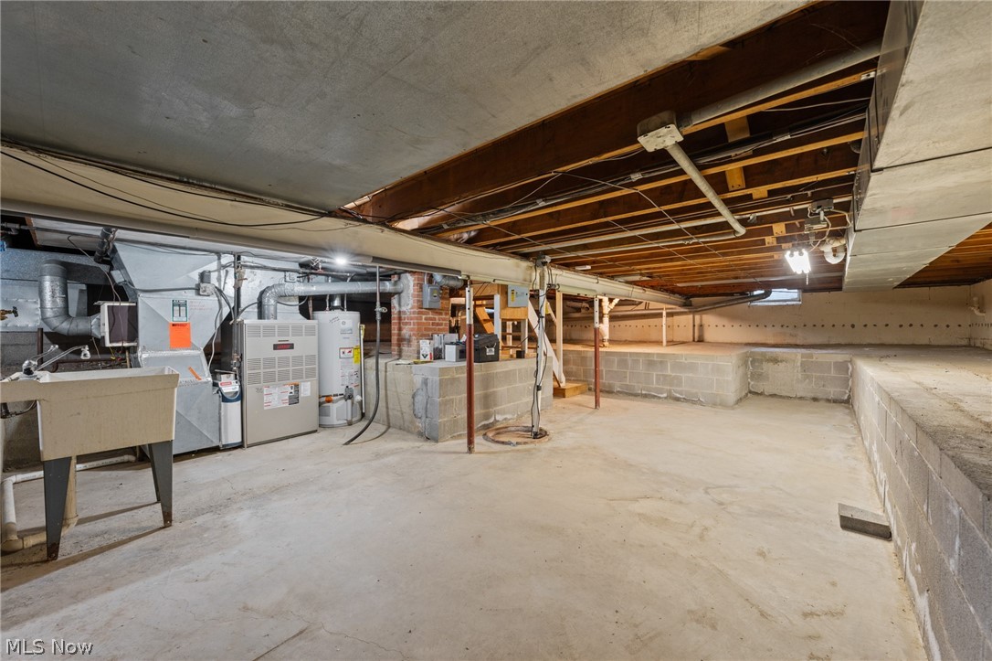 24800 Shaker Boulevard Property Photo 32