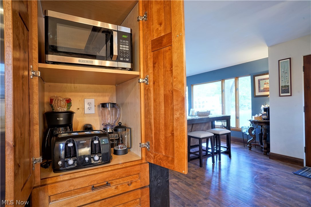 4184 Hunsicker Drive Property Photo 14