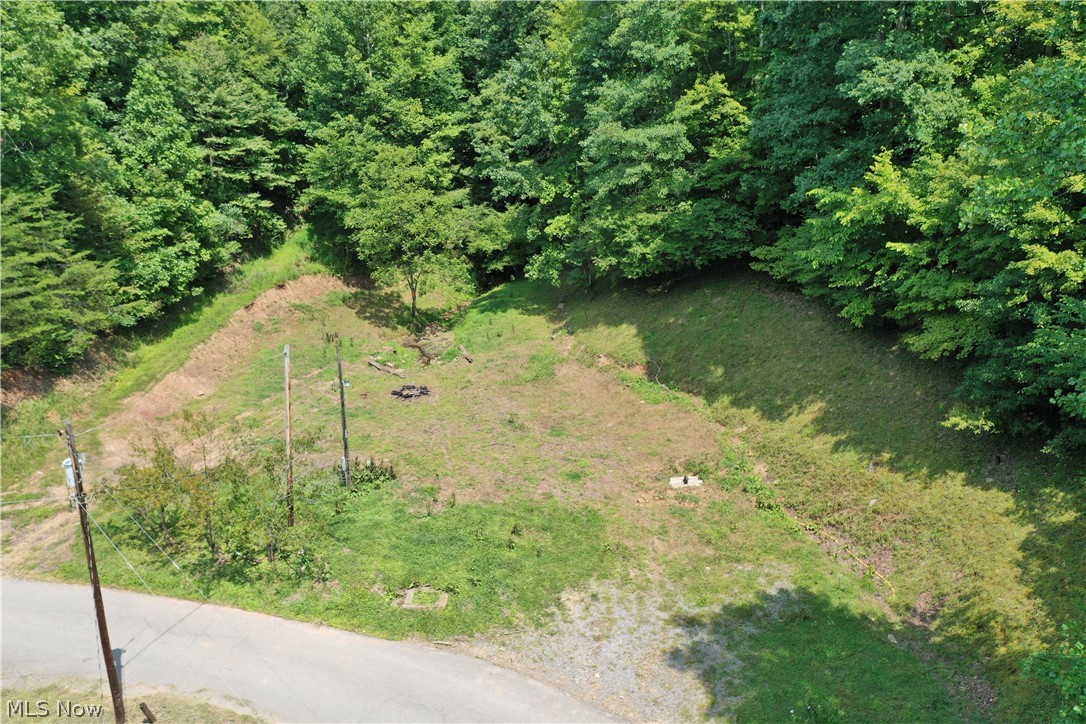 998 Sugarcamp Road Property Photo 1