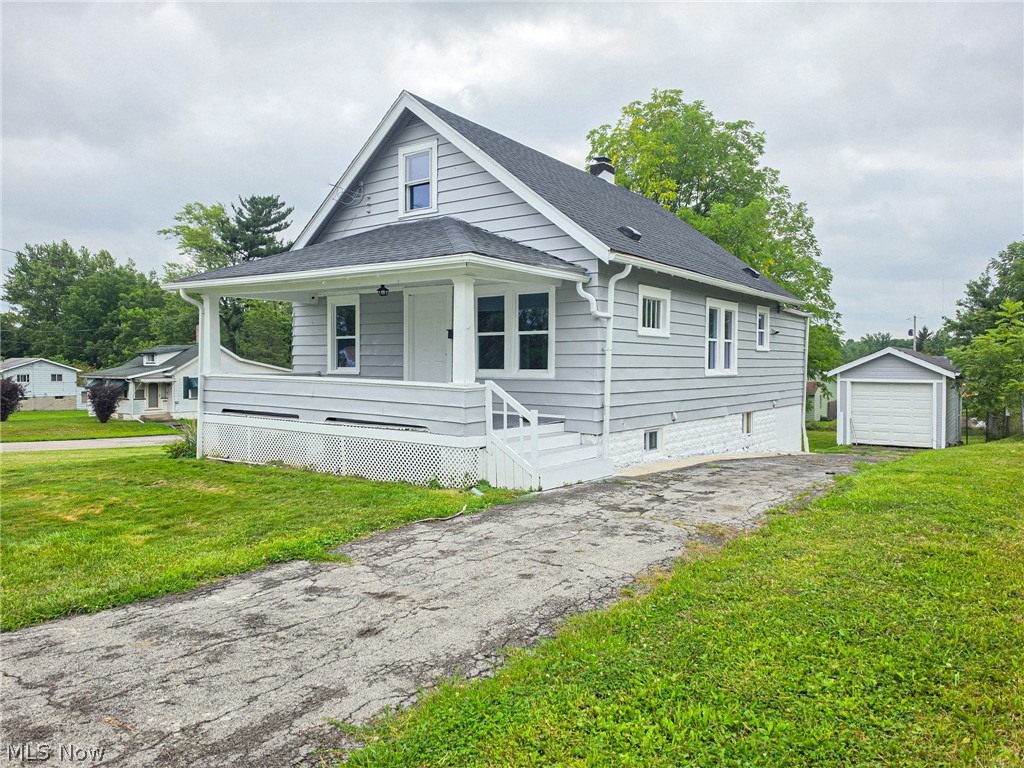 875 Cameron Avenue Property Photo 2