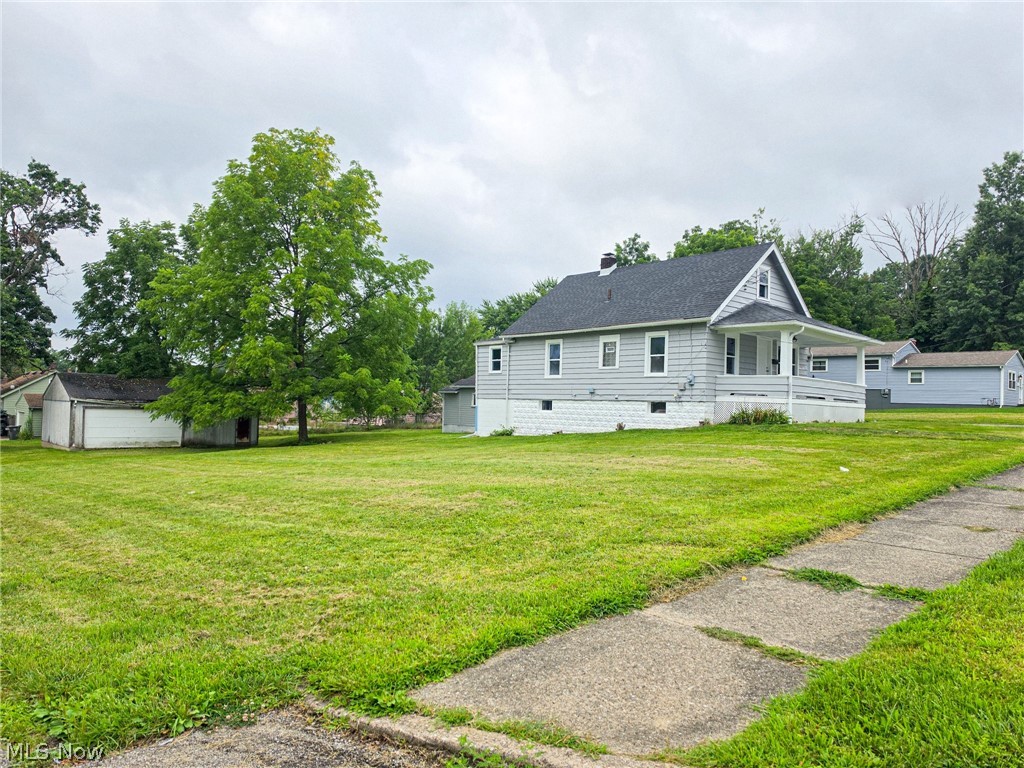 875 Cameron Avenue Property Photo 4