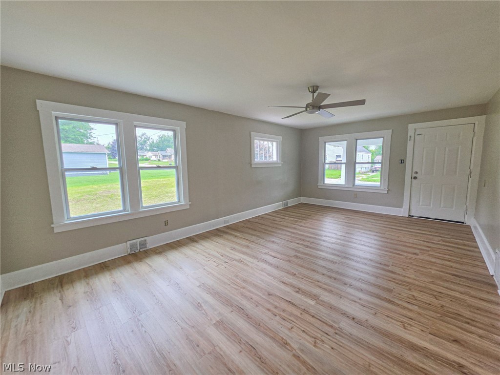 875 Cameron Avenue Property Photo 10