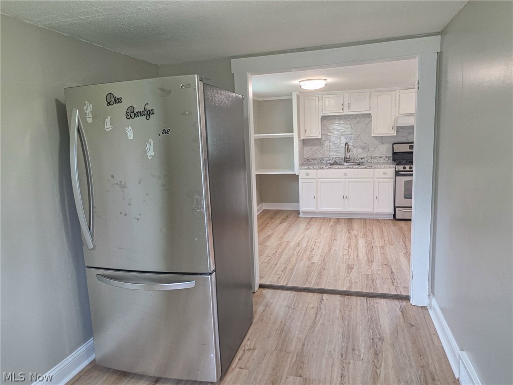 875 Cameron Avenue Property Photo 18